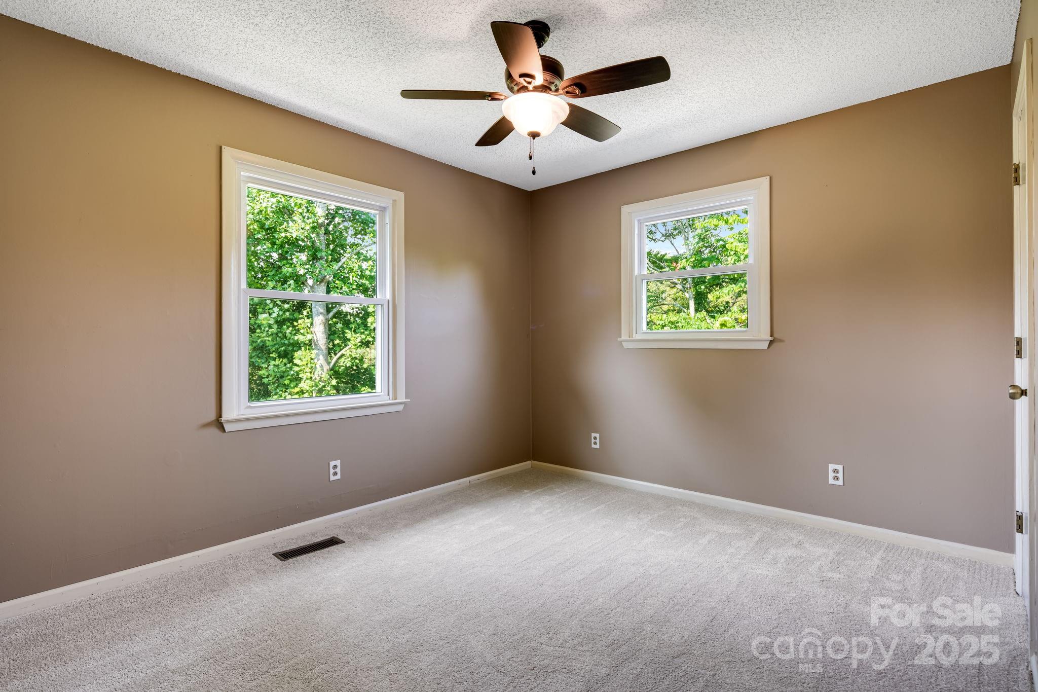 1360 Jupiter Road Weaverville NC 28787