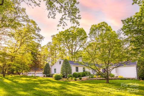 15 Busbee Road Biltmore Forest NC 28803