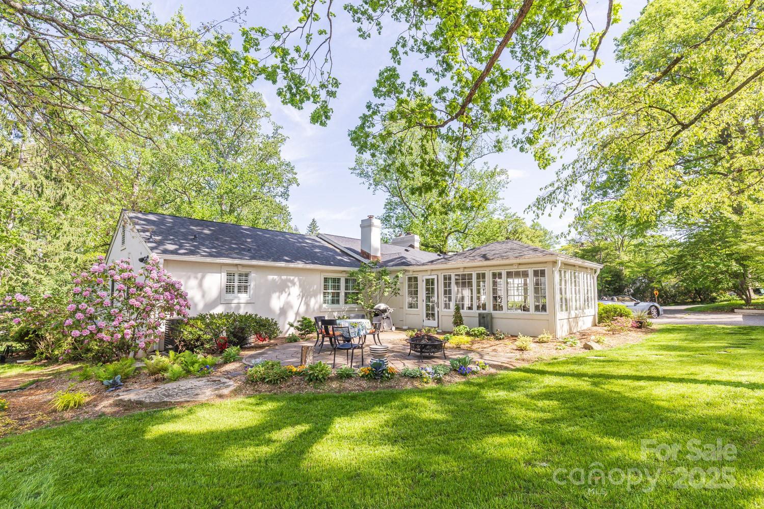 15 Busbee Road Biltmore Forest NC 28803