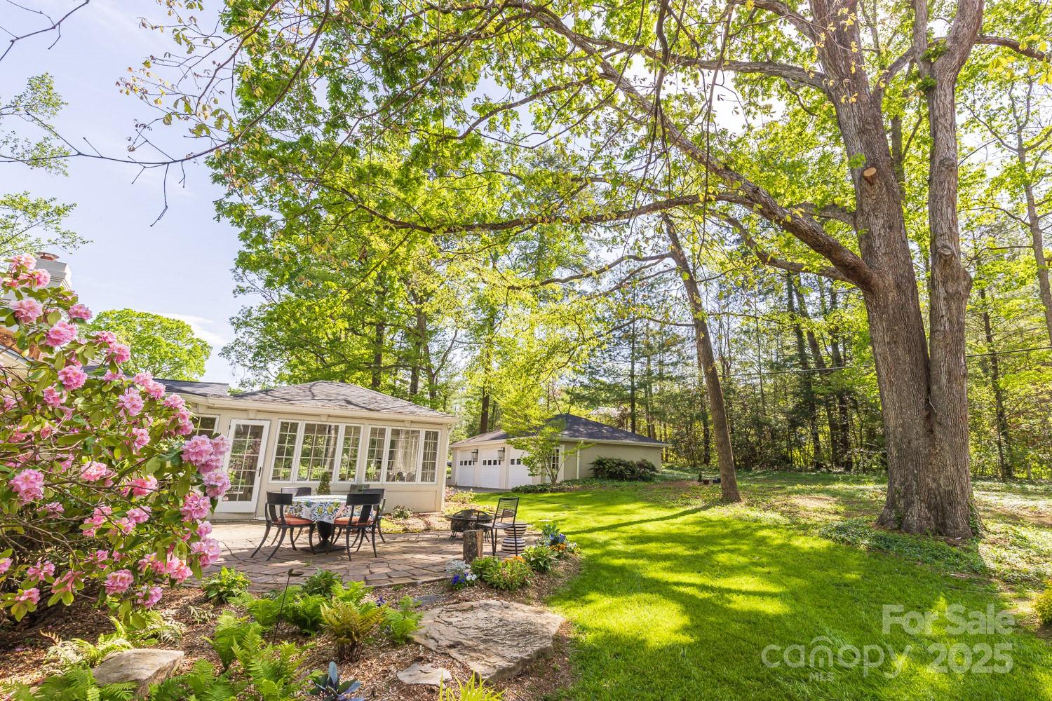 15 Busbee Road Biltmore Forest NC 28803