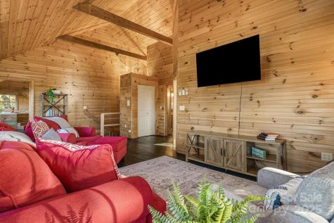 185 Blossom Ridge Leicester NC 28748