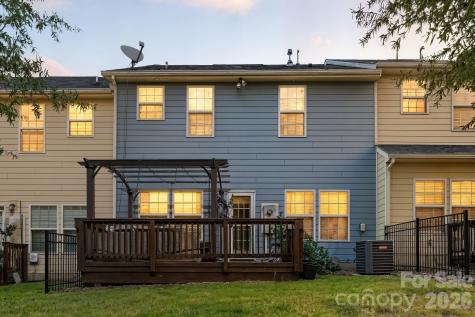 3443 Hornets Nest Way Charlotte NC 28208