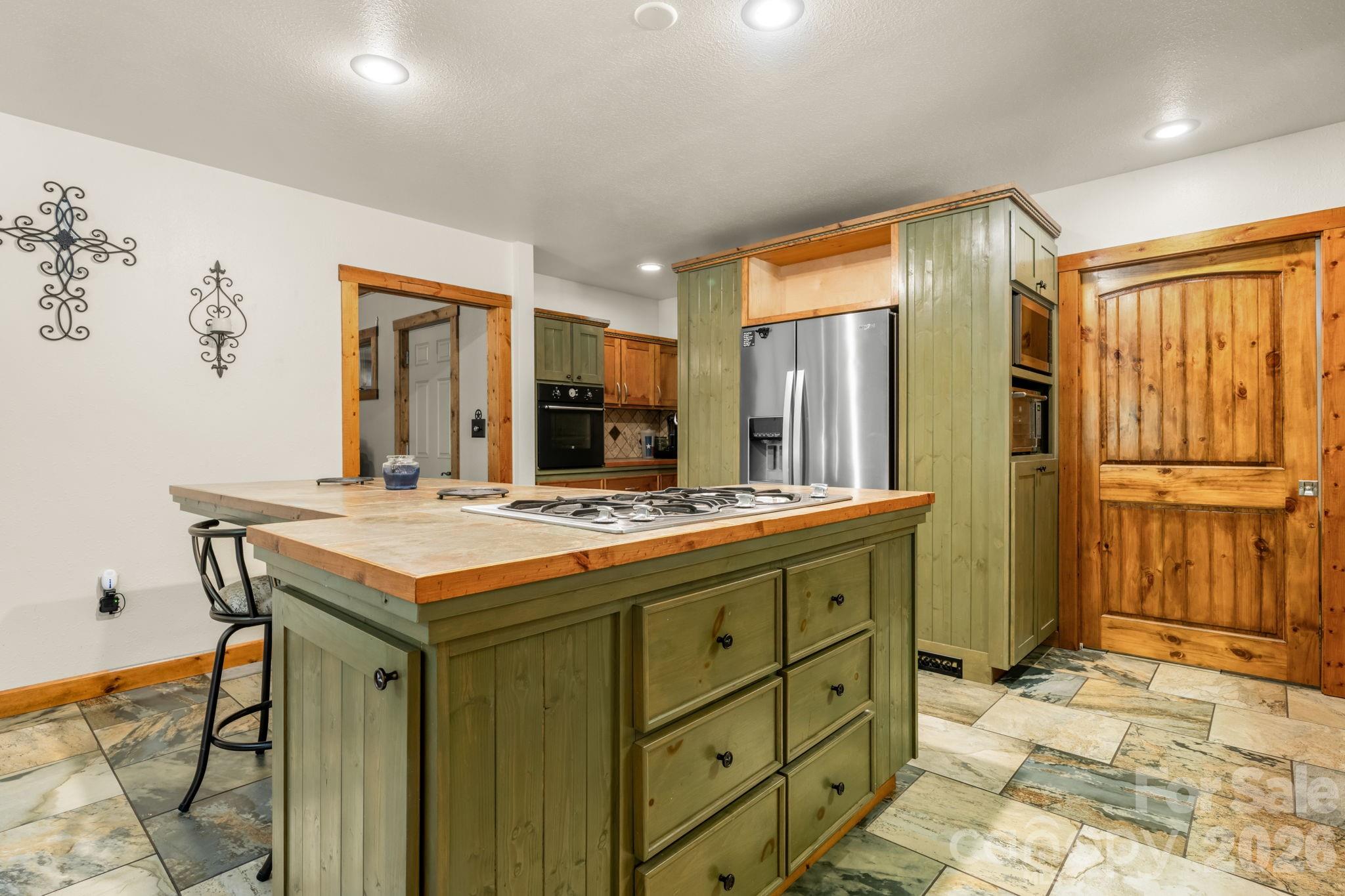 4586 Charlotte Street Conover NC 28613