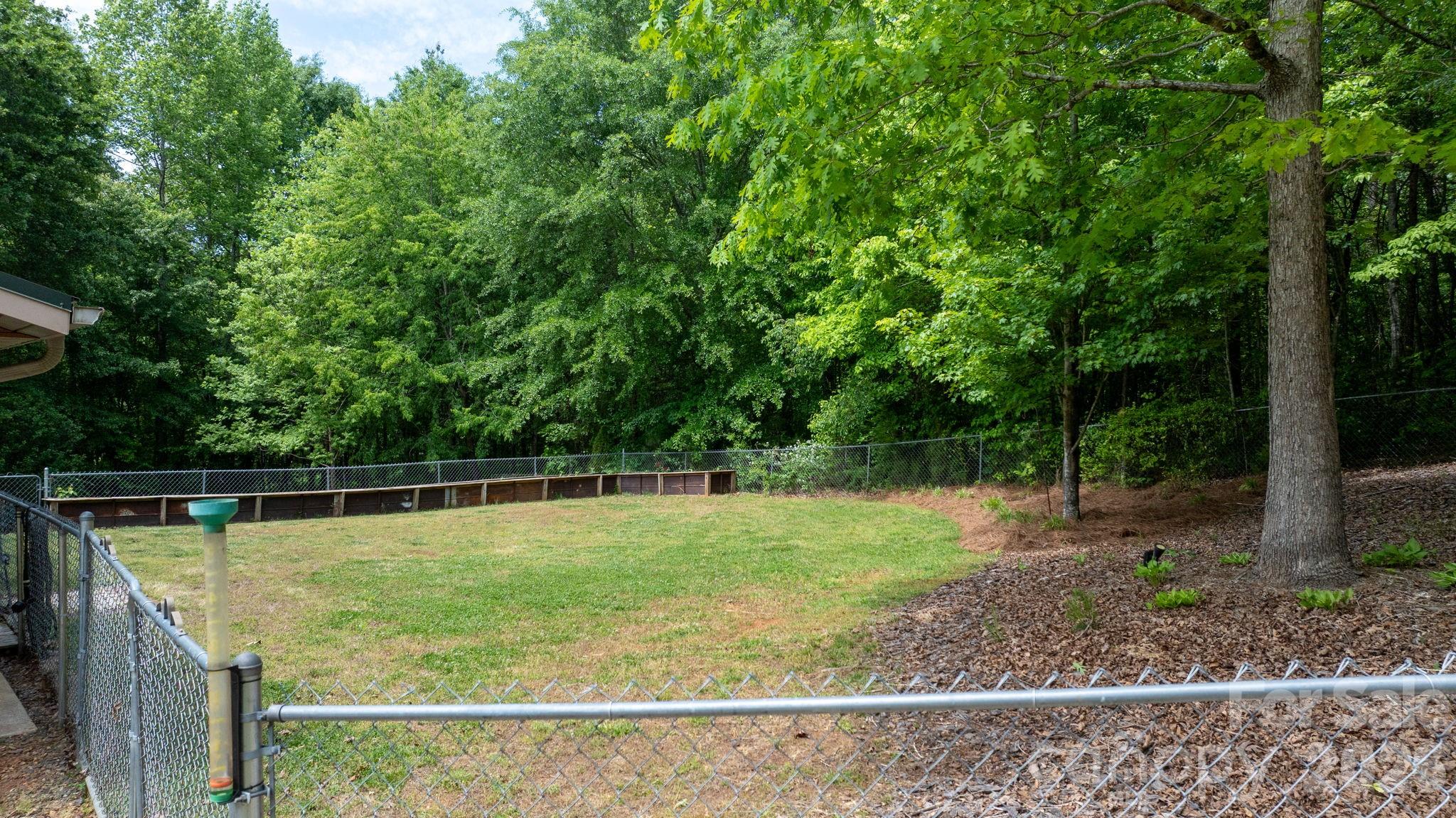 4586 Charlotte Street Conover NC 28613