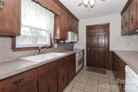 116 Deer Trail Road Statesville NC 28677