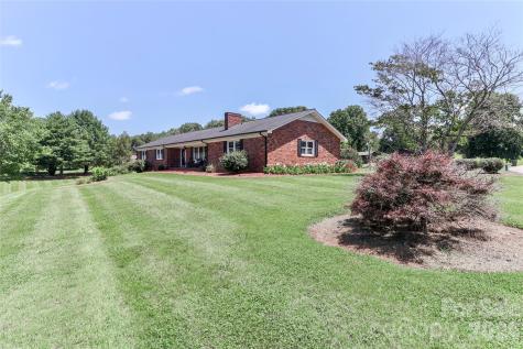 116 Deer Trail Road Statesville NC 28677