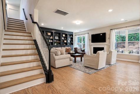 777 Yucatan Drive Waxhaw NC 28173