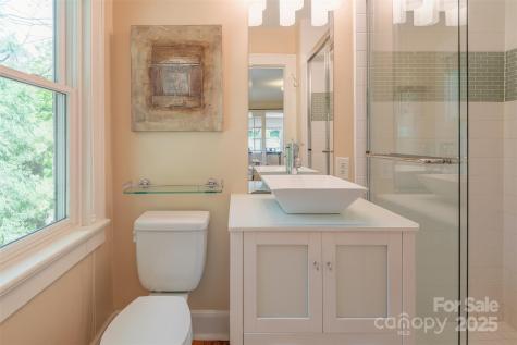 47 Lakeview Road Asheville NC 28804