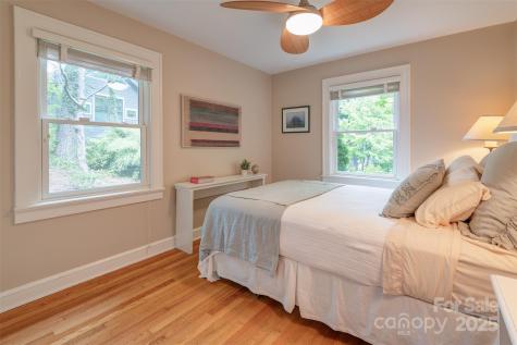 47 Lakeview Road Asheville NC 28804
