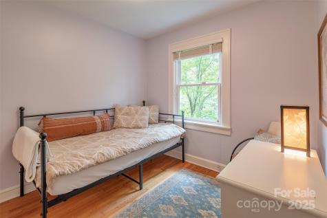 47 Lakeview Road Asheville NC 28804