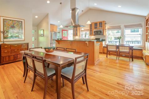 47 Lakeview Road Asheville NC 28804