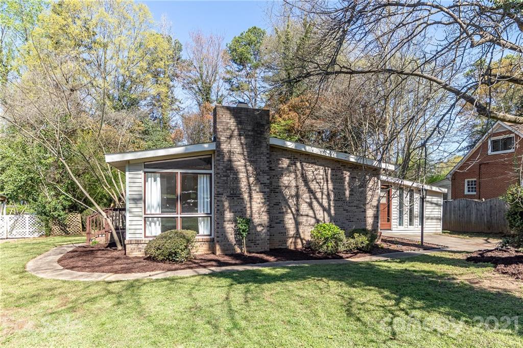 5415 Coburg Avenue Charlotte NC 28215