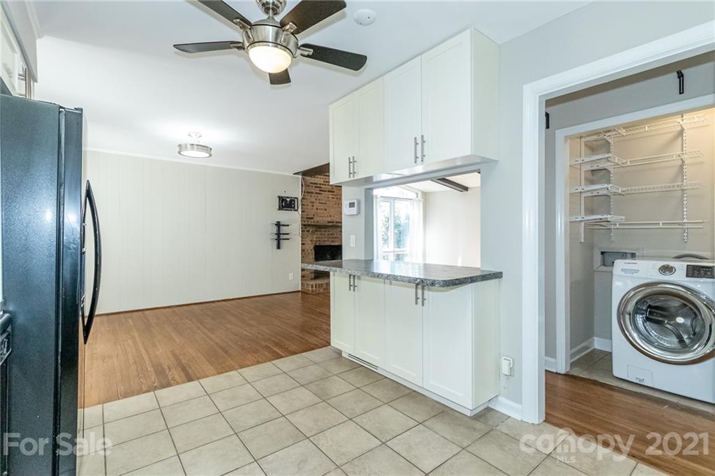 5415 Coburg Avenue Charlotte NC 28215