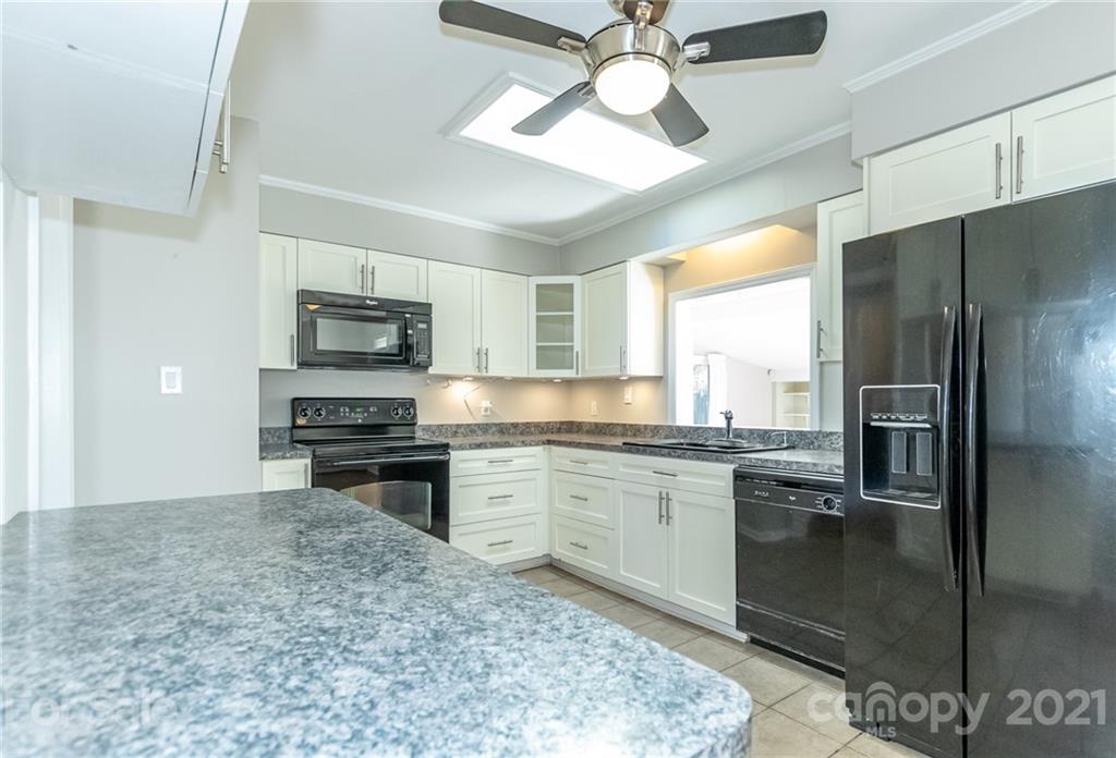 5415 Coburg Avenue Charlotte NC 28215