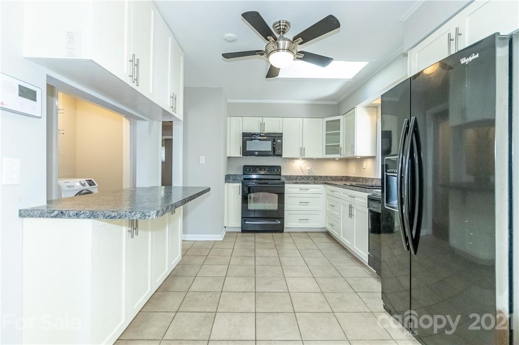 5415 Coburg Avenue Charlotte NC 28215