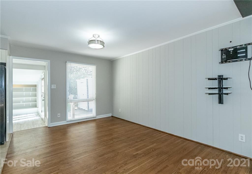 5415 Coburg Avenue Charlotte NC 28215