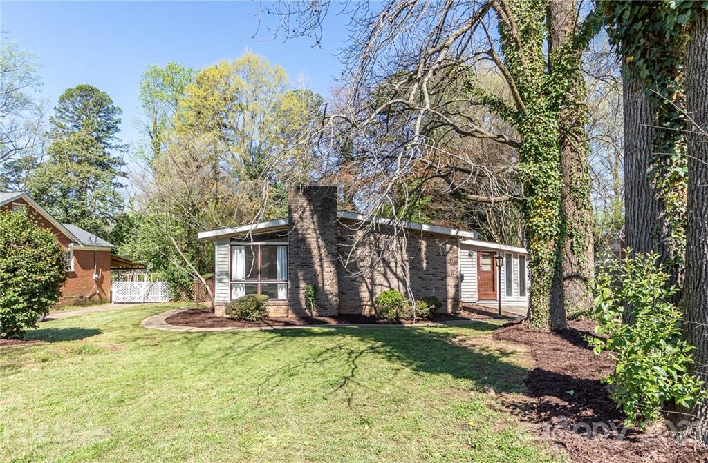 5415 Coburg Avenue Charlotte NC 28215