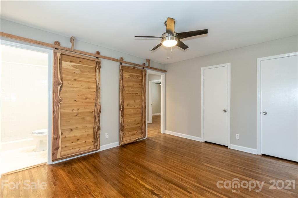 5415 Coburg Avenue Charlotte NC 28215