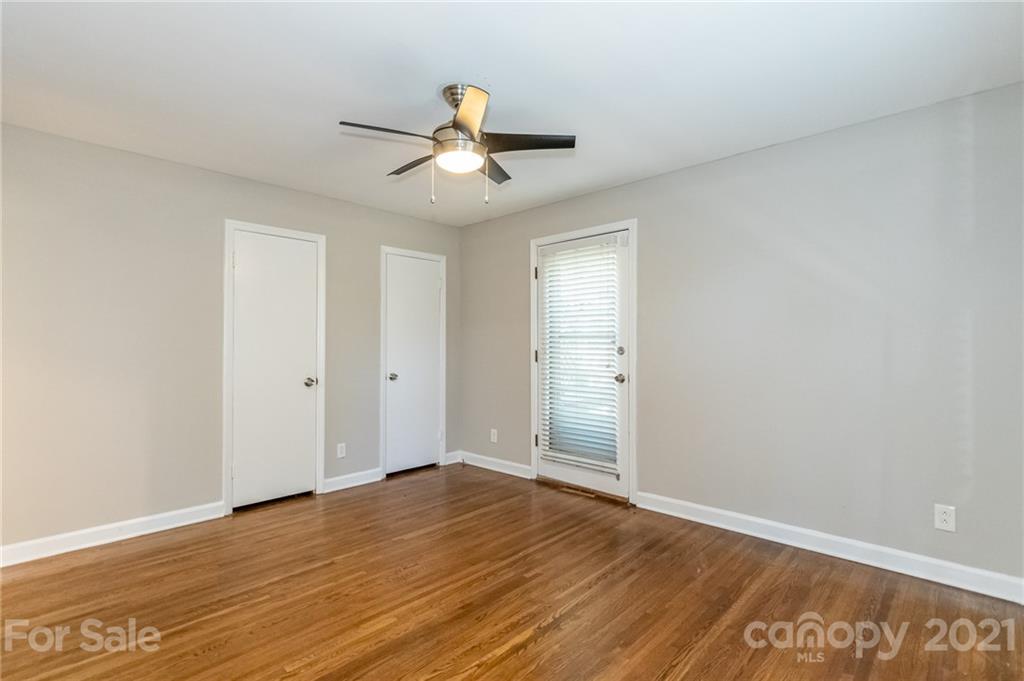 5415 Coburg Avenue Charlotte NC 28215
