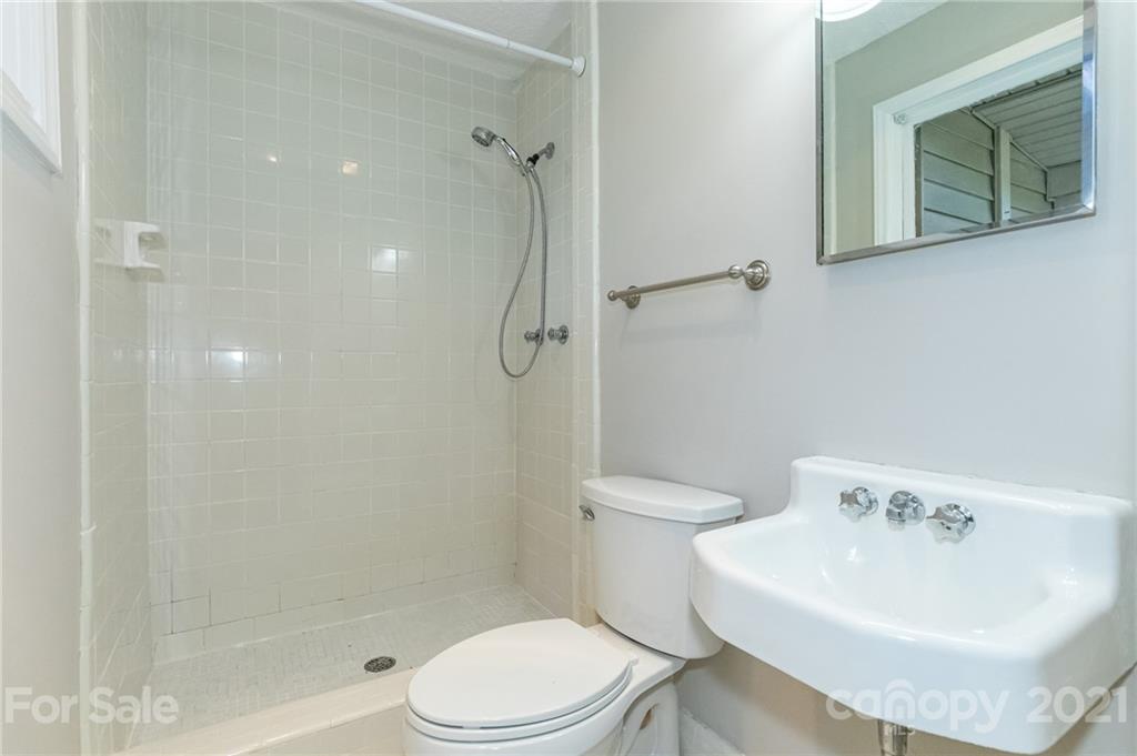 5415 Coburg Avenue Charlotte NC 28215