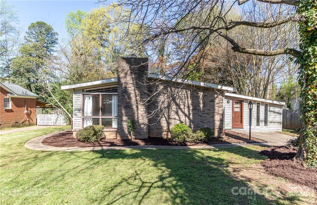 5415 Coburg Avenue Charlotte NC 28215