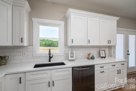 6268 Hill Gates Trail Cherryville NC 28021