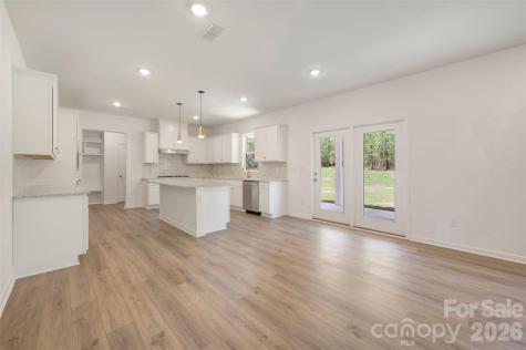 211 Amber Glen Drive Locust NC 28217