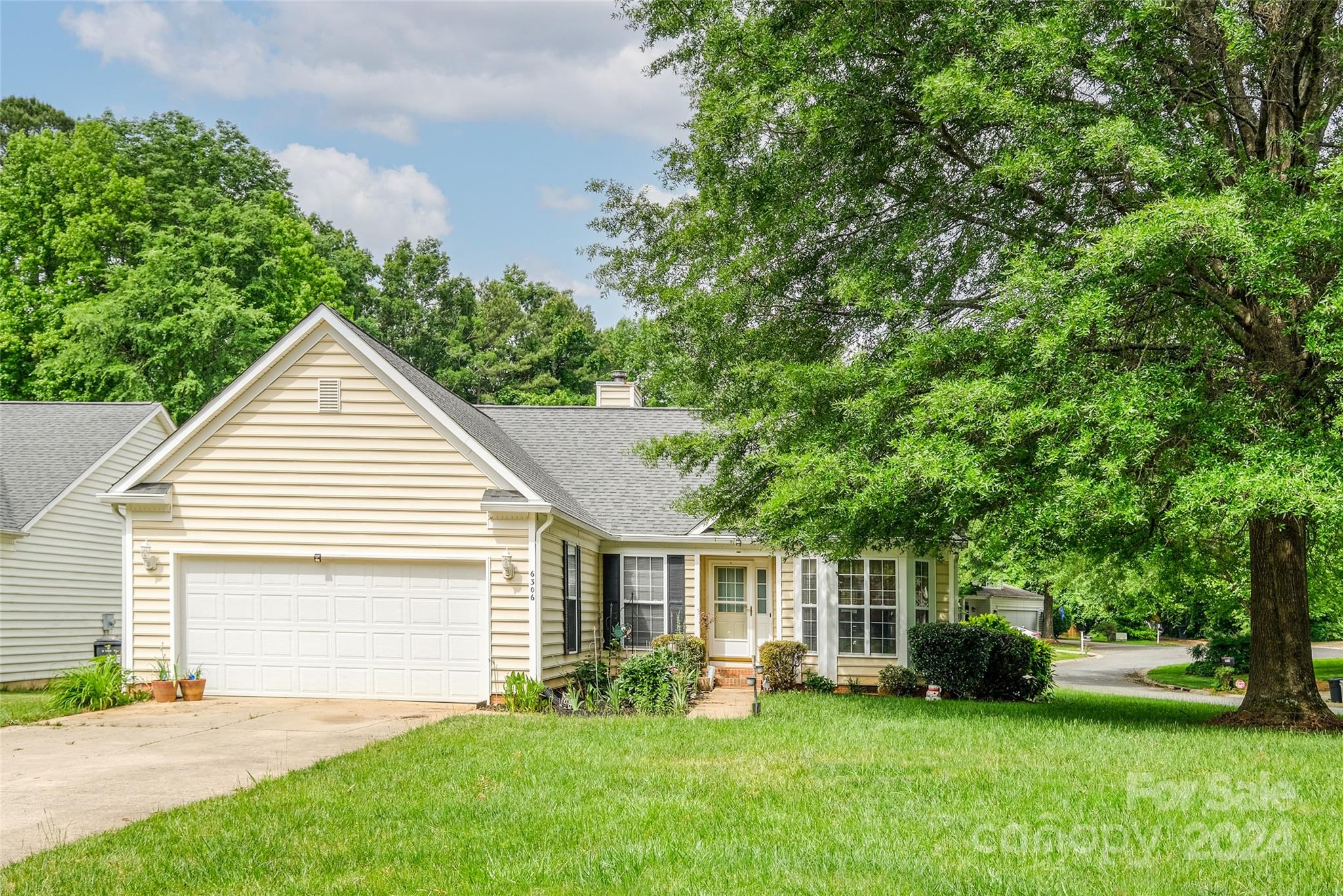 6306 Breitling Grove Place Charlotte NC 28212