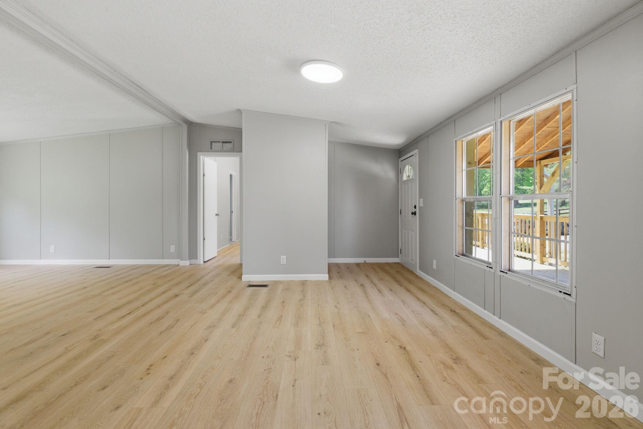 6490 Willow Road Hendersonville NC 28739