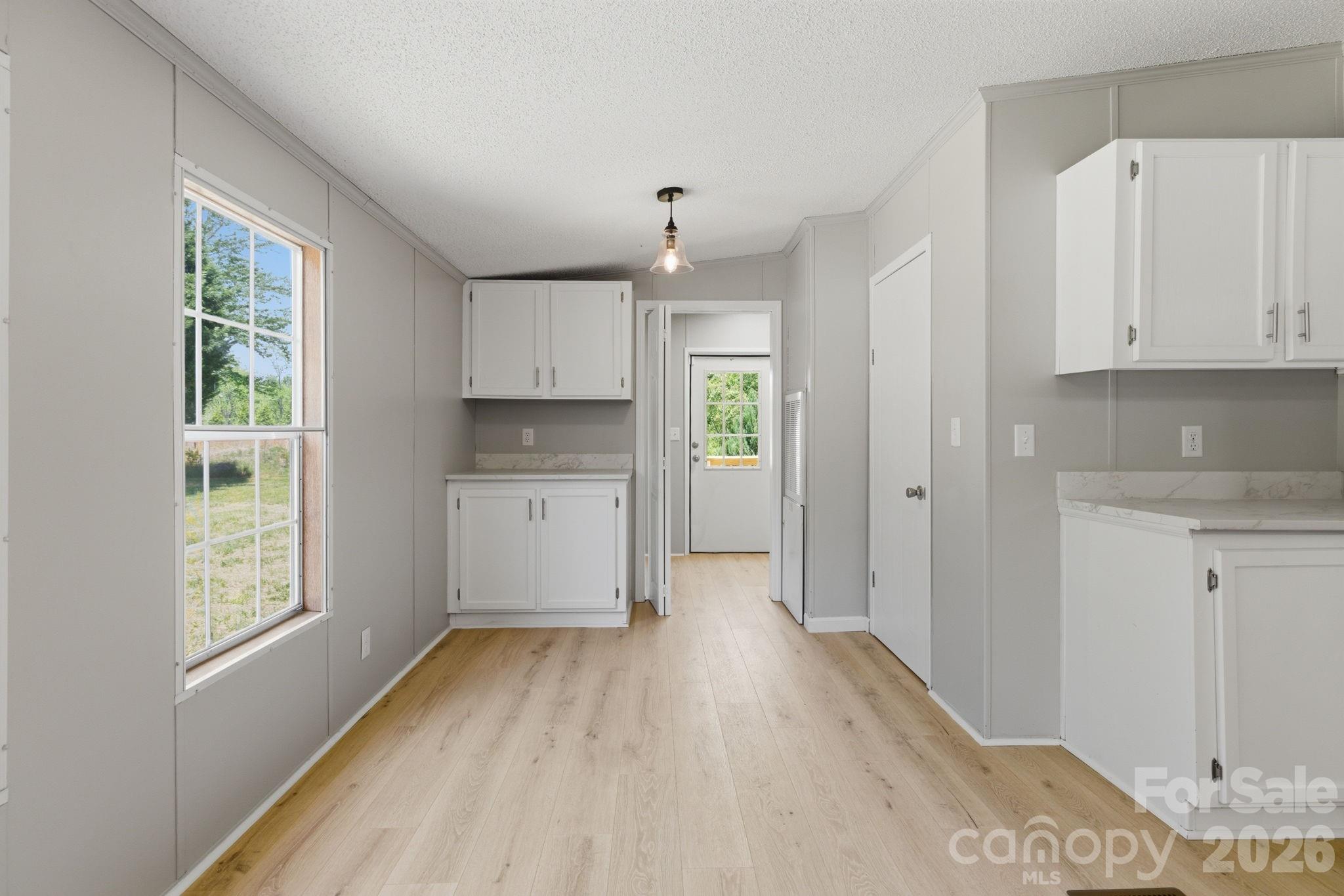 6490 Willow Road Hendersonville NC 28739