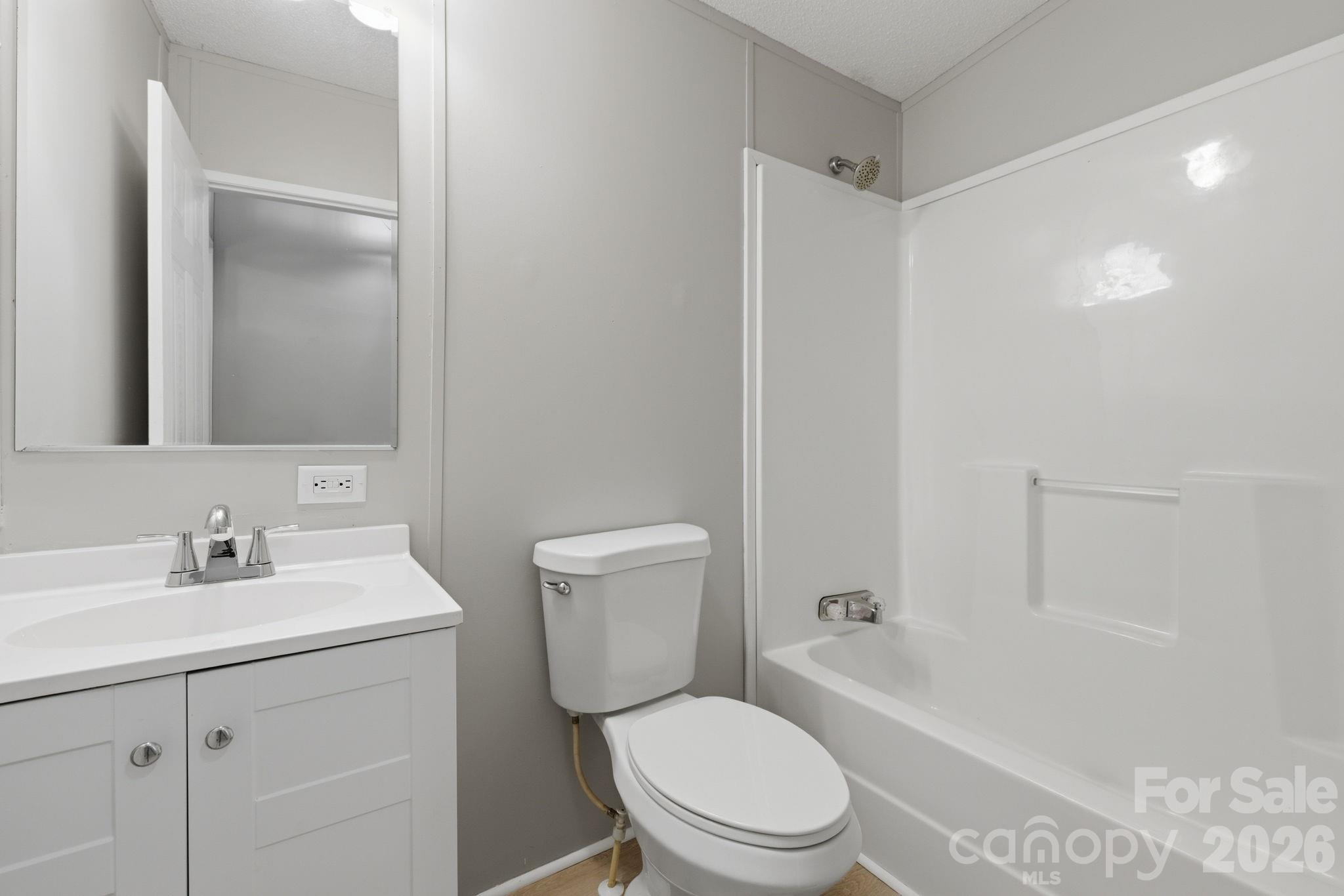 6490 Willow Road Hendersonville NC 28739