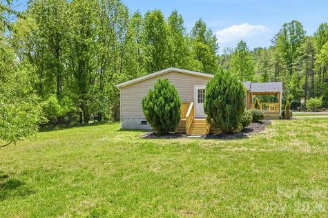 6490 Willow Road Hendersonville NC 28739