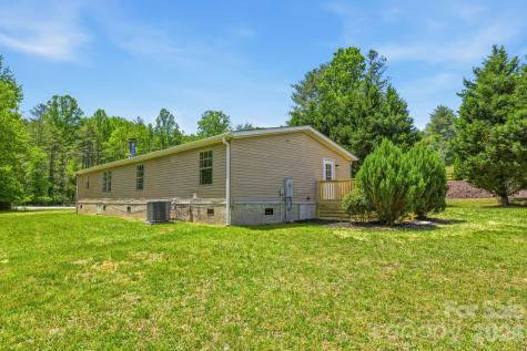 6490 Willow Road Hendersonville NC 28739