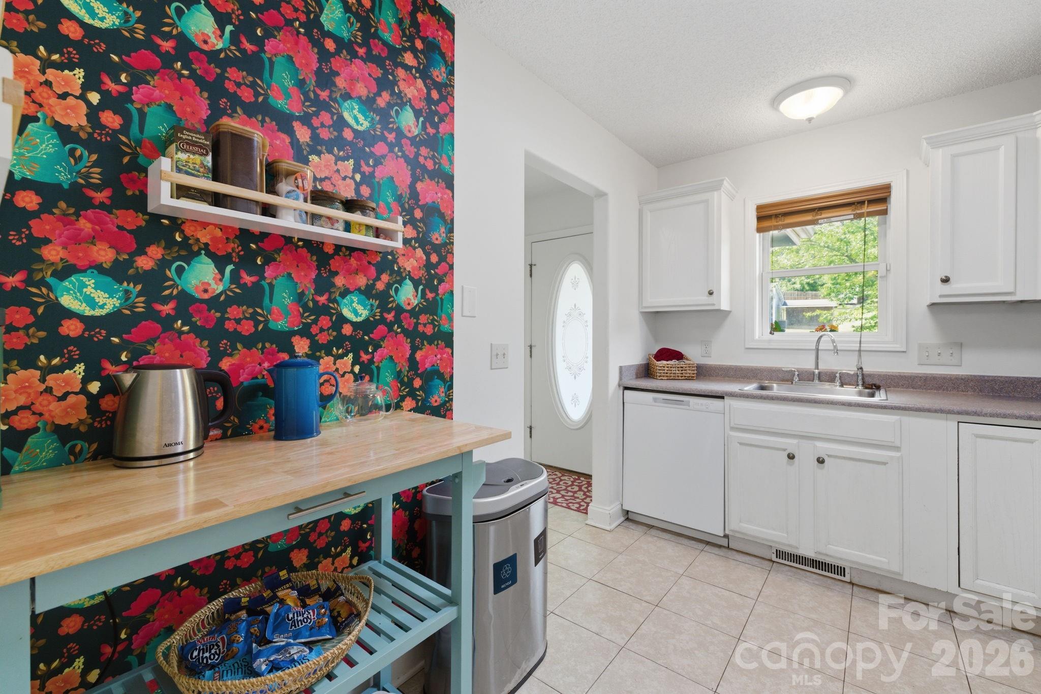 77 Lees Creek Road Asheville NC 28806