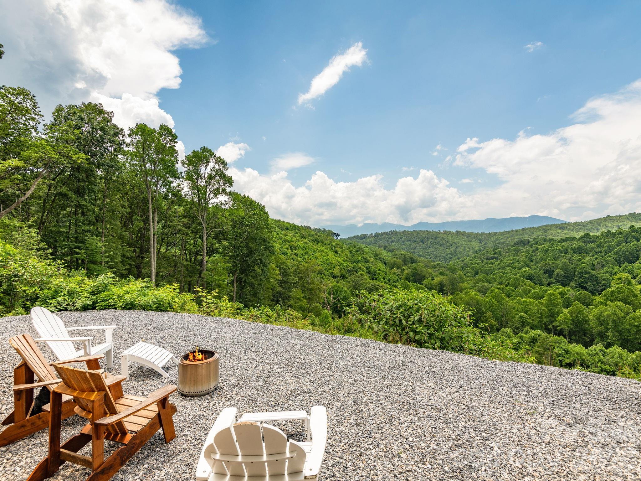 511 Emerald Mine Road Spruce Pine NC 28777