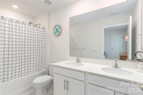 86 Malcolm Court Candler NC 28715