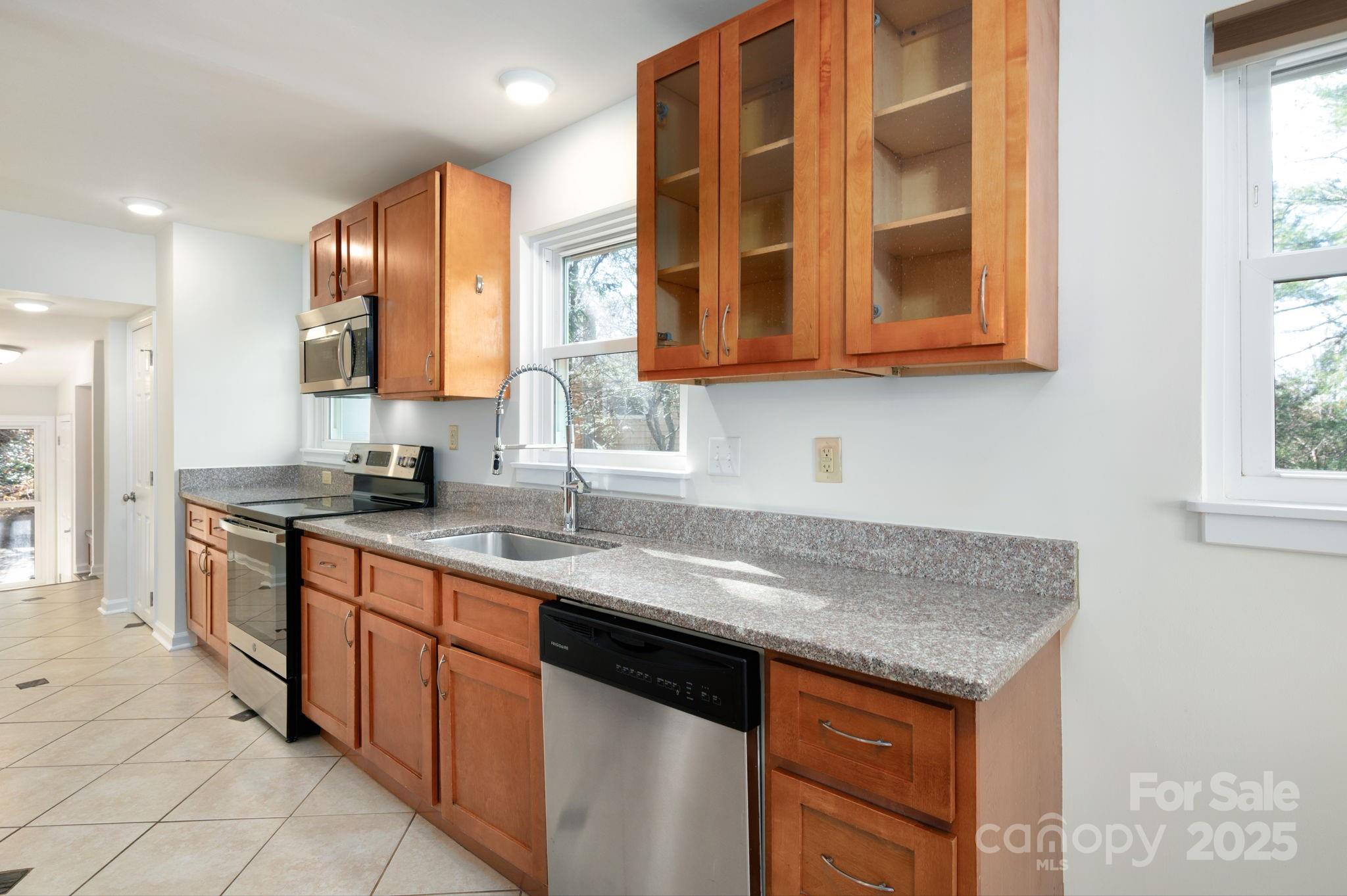 49 Pinedale Road Asheville NC 28805