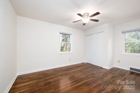 49 Pinedale Road Asheville NC 28805