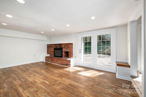 49 Pinedale Road Asheville NC 28805