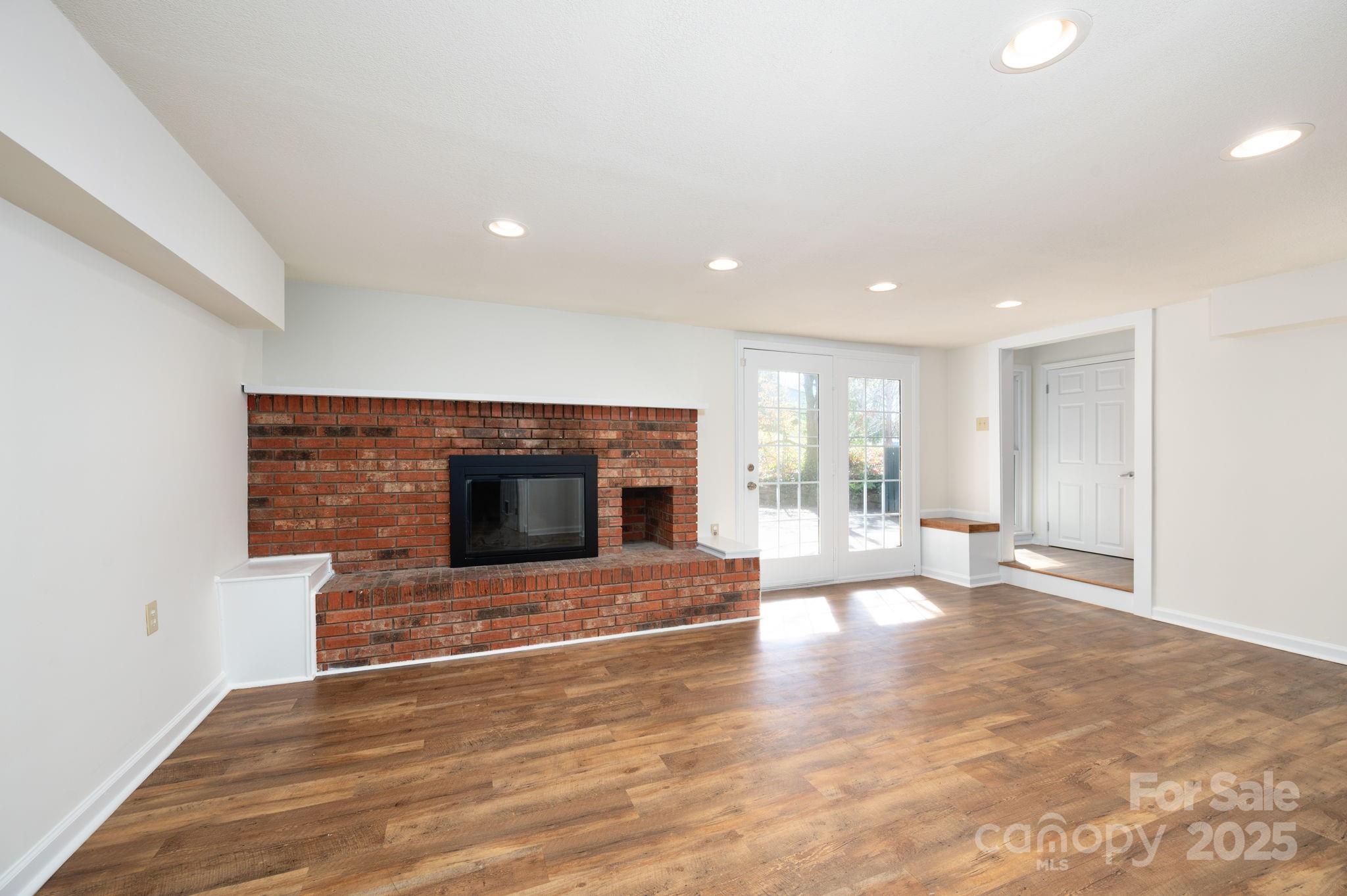 49 Pinedale Road Asheville NC 28805