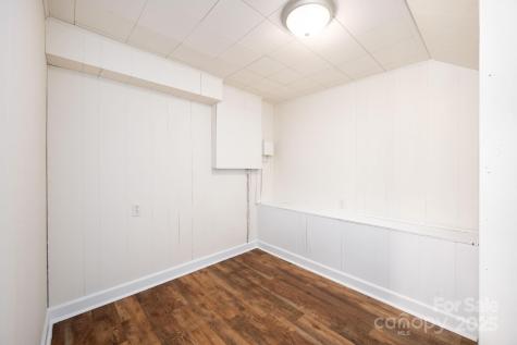 49 Pinedale Road Asheville NC 28805