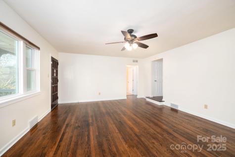 49 Pinedale Road Asheville NC 28805