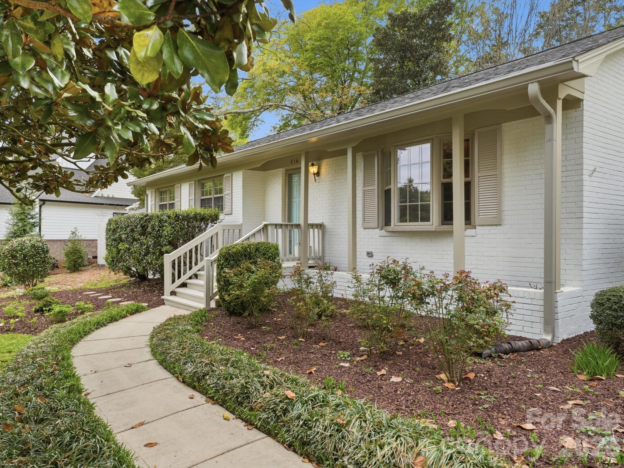 814 Twin Oaks Road Davidson NC 28036
