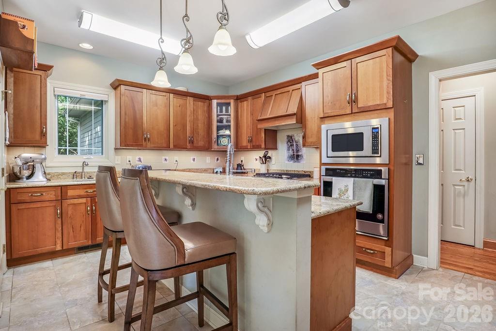 301 Gateway Drive Hendersonville NC 28739