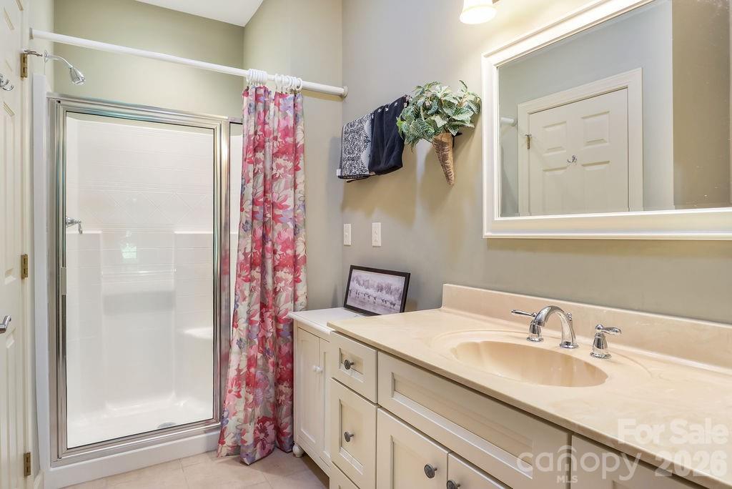 301 Gateway Drive Hendersonville NC 28739