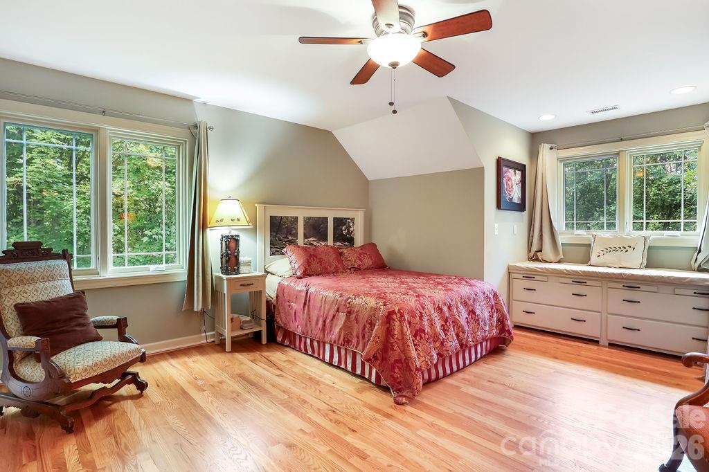 301 Gateway Drive Hendersonville NC 28739