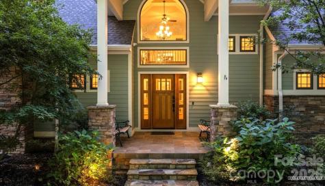 301 Gateway Drive Hendersonville NC 28739