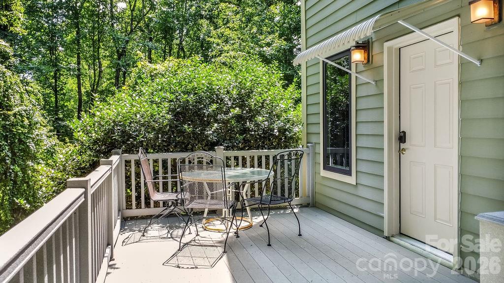 301 Gateway Drive Hendersonville NC 28739