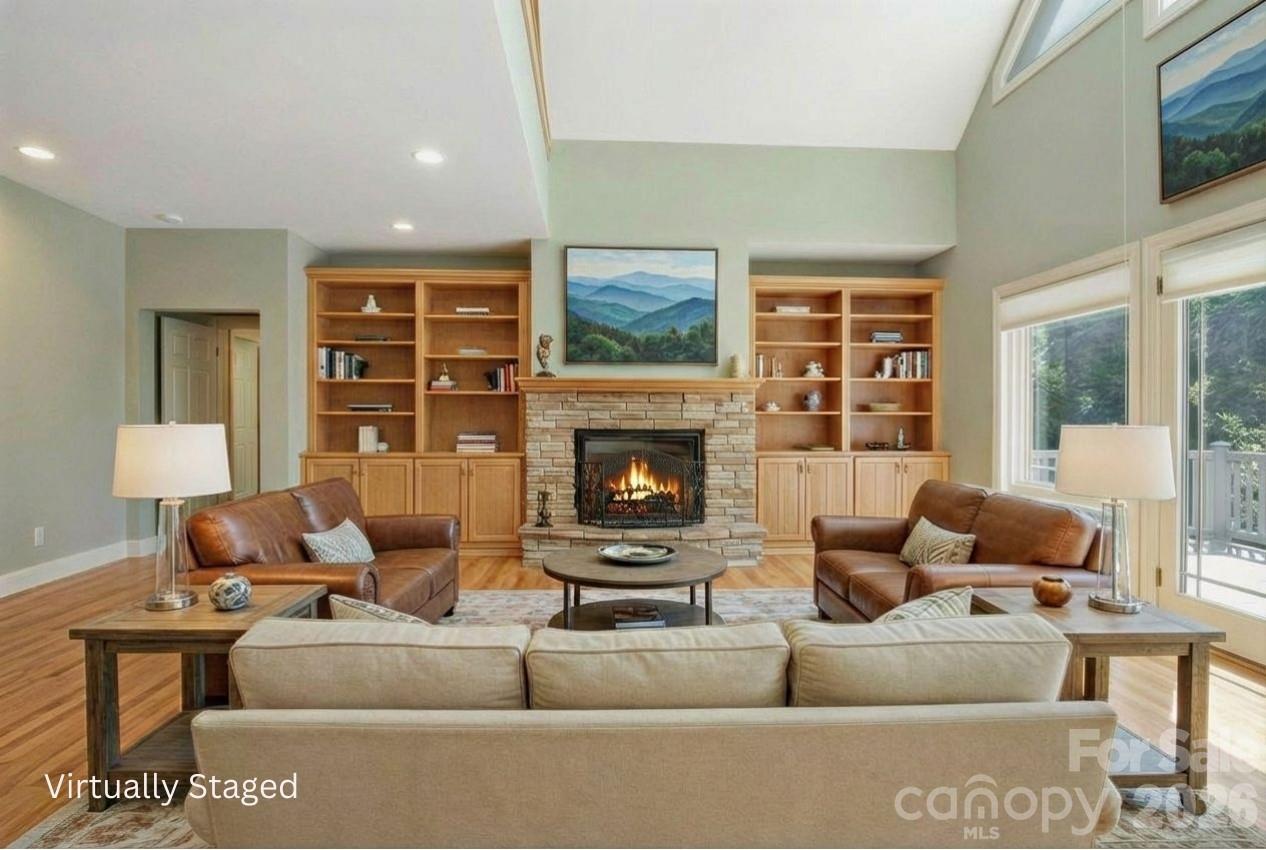 301 Gateway Drive Hendersonville NC 28739