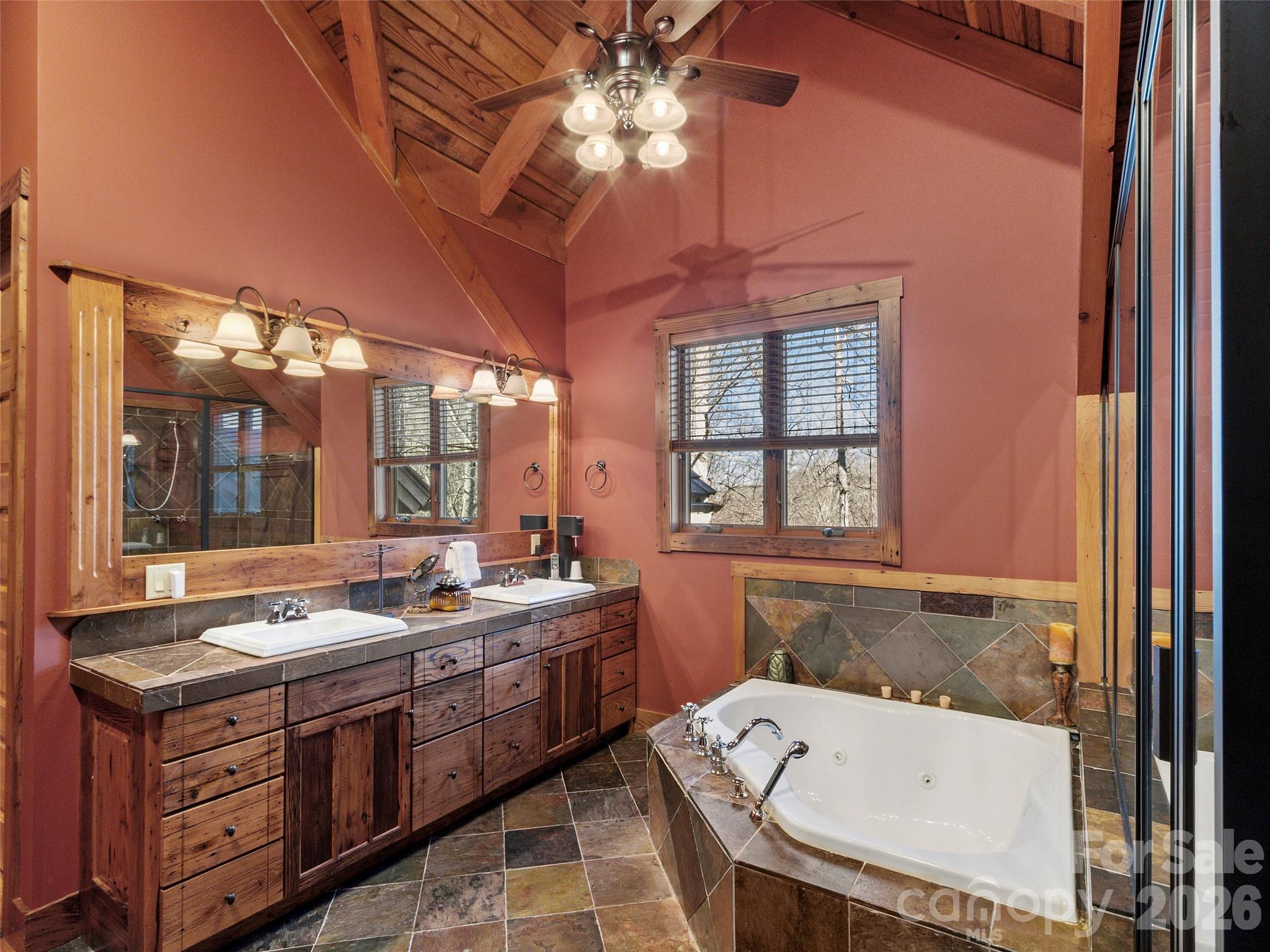 56 Spring House Drive Burnsville NC 28714